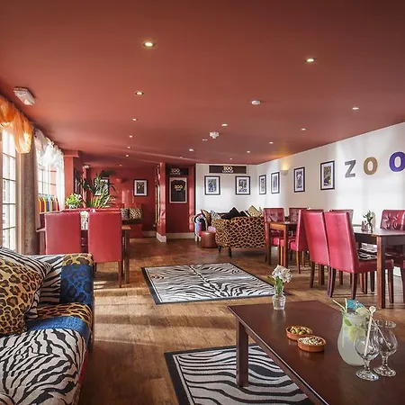 Hotel Molesworth Arms